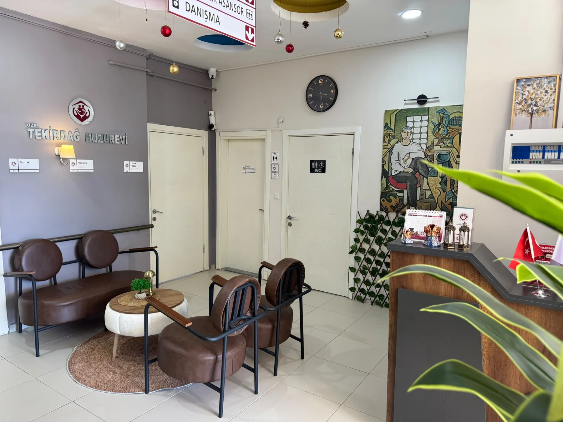 Tekirdağ huzurevi danışma ve bekleme alanı